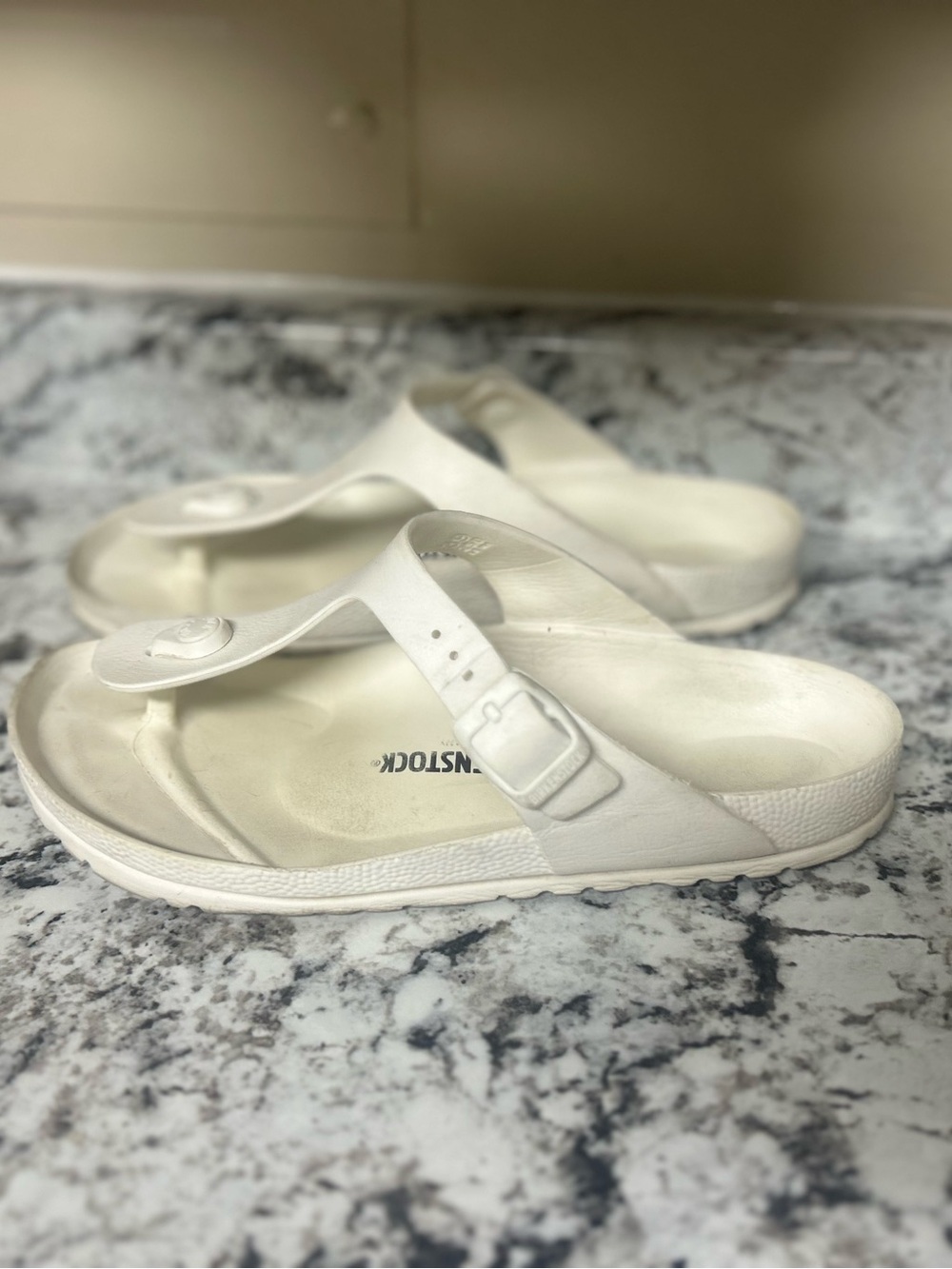 Birkenstock Gizeh Essentials White EVA Thong Sandals Size 39 / US 8-8.5 - Picture 9 of 9